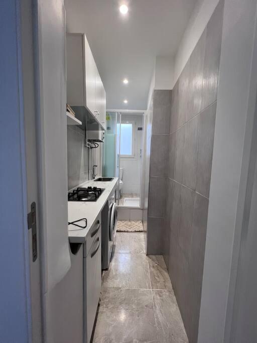 Appartamento Studio A Deux Pas De Paris Levallois-Perret Esterno foto
